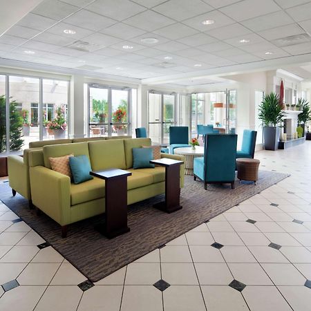 Hilton Garden Inn Montreal Airport Дорваль Інтер'єр фото