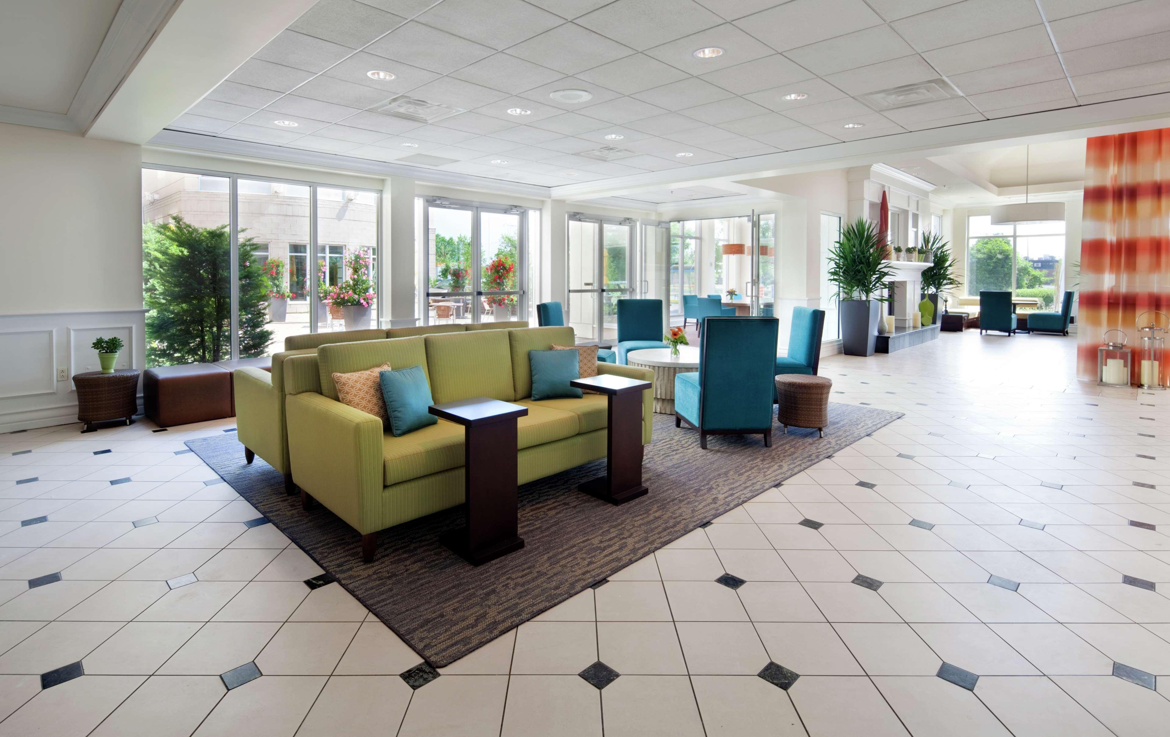 Hilton Garden Inn Montreal Airport Дорваль Інтер'єр фото