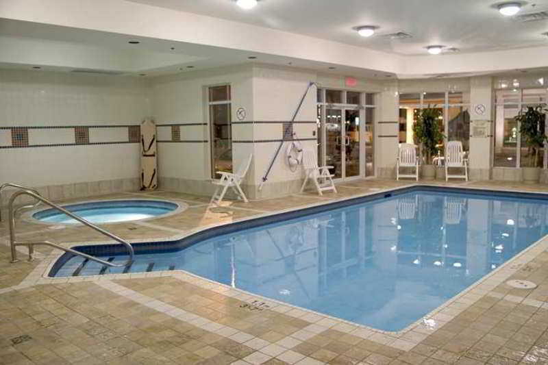 Hilton Garden Inn Montreal Airport Дорваль Екстер'єр фото